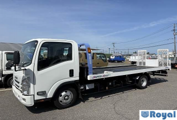Isuzu ELF VAN