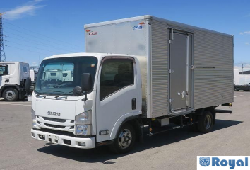 Isuzu ELF VAN