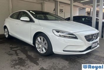 Volvo Volvo V40
