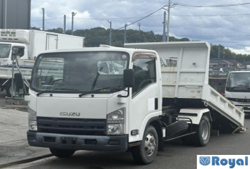 Isuzu ELF VAN