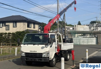 Isuzu ELF VAN