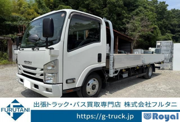 Isuzu ELF Truck