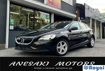 Volvo Volvo V40
