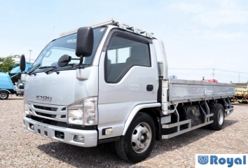 Isuzu ELF VAN
