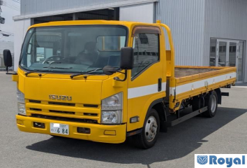 Isuzu ELF VAN
