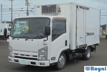 Isuzu ELF VAN