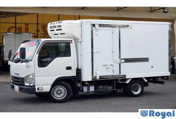 Isuzu ELF VAN