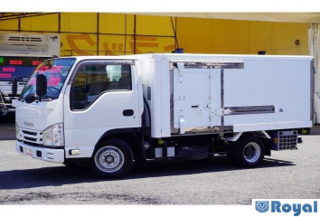 Isuzu ELF VAN
