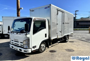 Isuzu ELF VAN