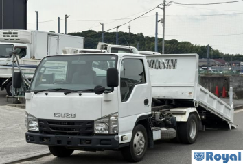 Isuzu ELF VAN