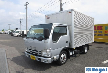 Isuzu ELF VAN