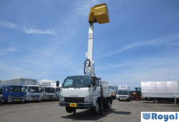 Isuzu ELF VAN