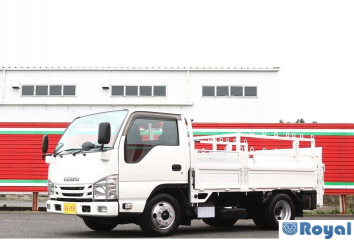 Isuzu ELF VAN