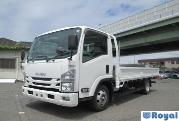 Isuzu ELF VAN
