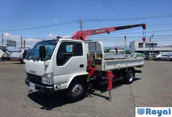 Isuzu ELF VAN