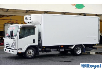 Isuzu ELF VAN