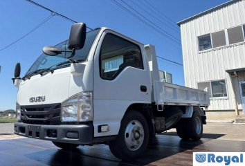 Isuzu ELF VAN