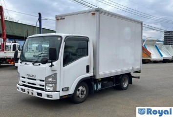 Isuzu ELF VAN