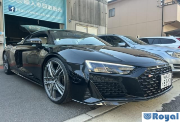 Audi R8