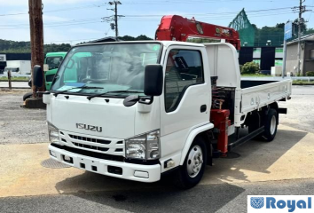 Isuzu ELF VAN