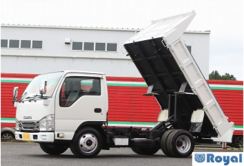 Isuzu ELF VAN