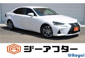Lexus IS
