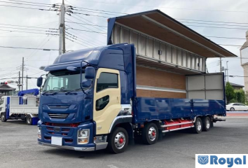 Isuzu Giga