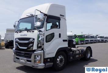Isuzu Giga