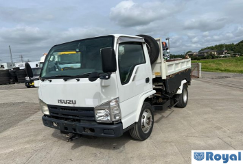 Isuzu ELF VAN