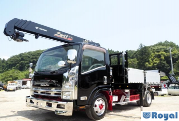 Isuzu ELF VAN
