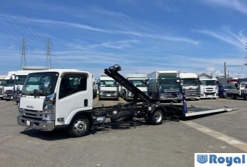 Isuzu ELF VAN