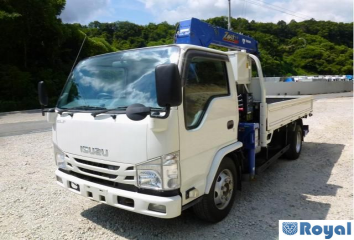 Isuzu ELF VAN