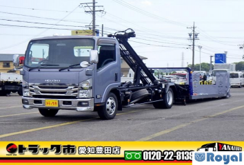 Isuzu ELF VAN