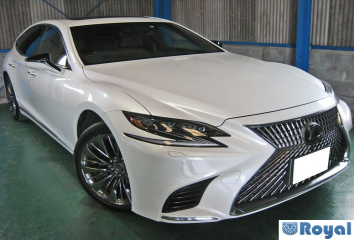 Lexus LS