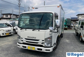 Isuzu ELF Truck