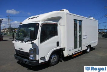 Isuzu ELF VAN