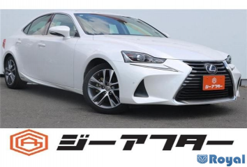 Lexus IS