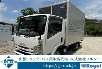 Isuzu ELF Truck
