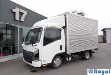 Isuzu ELF VAN