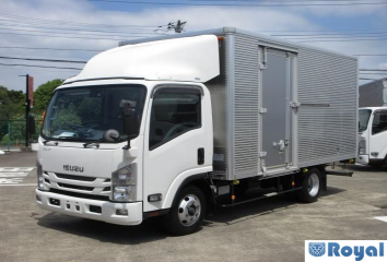 Isuzu ELF VAN