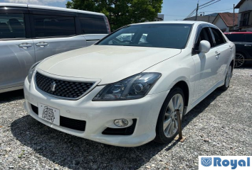 Toyota Crown Sedan