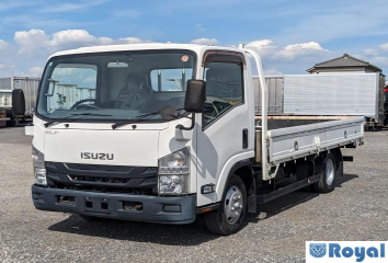 Isuzu ELF VAN