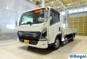 Isuzu ELF VAN