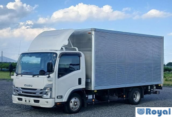 Isuzu ELF VAN