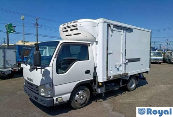 Isuzu ELF VAN