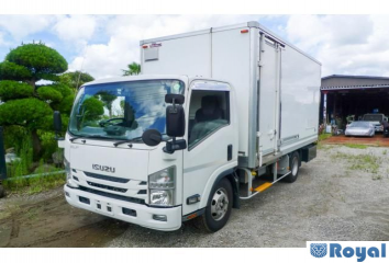 Isuzu ELF VAN
