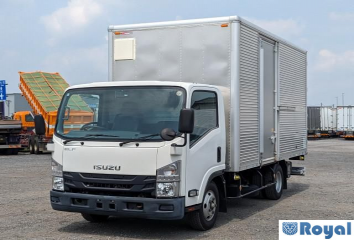 Isuzu ELF VAN
