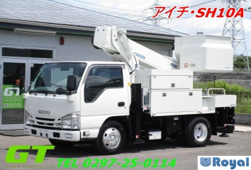 Isuzu ELF VAN
