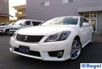 Toyota Crown Sedan