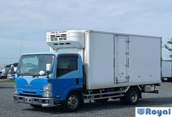 Isuzu ELF VAN